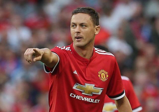 轻演员所犯 轻演员所犯